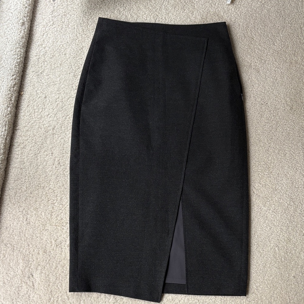 Babaton Women's Skirt with slit